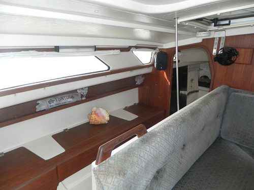 Used Sail Catamaran for Sale 2003 Gemini 105Mc Layout & Accommodations